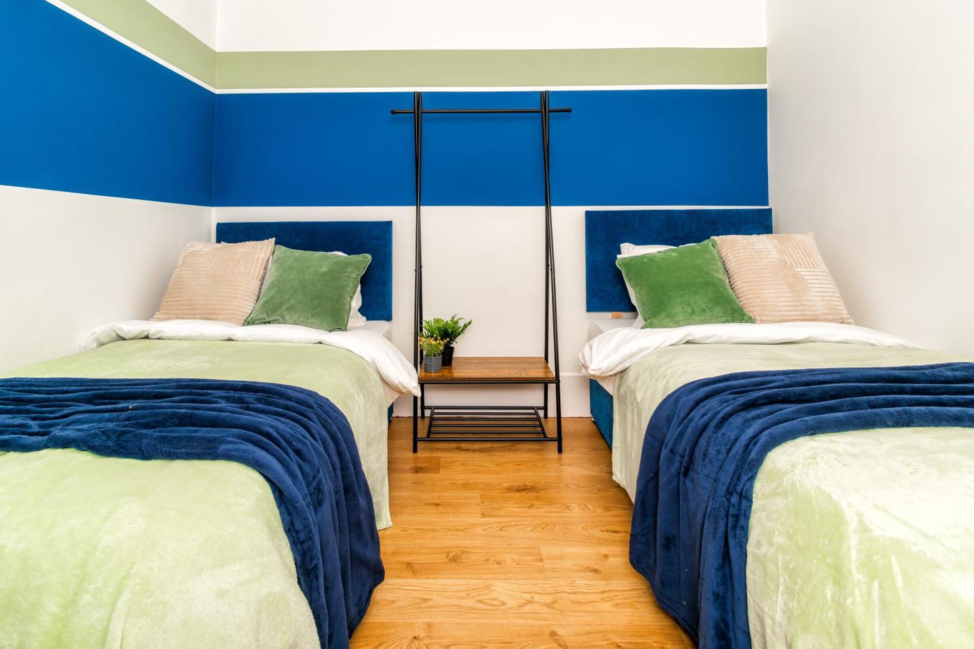 Cosy Retreat - Charming 2-Bed Apartment Greenock Exterior foto